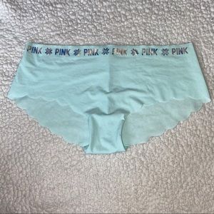 NWOT VS Christmas Panty